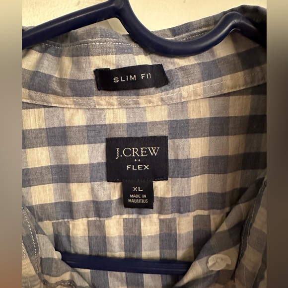 J crew button down slim fit - Picture 2 of 4